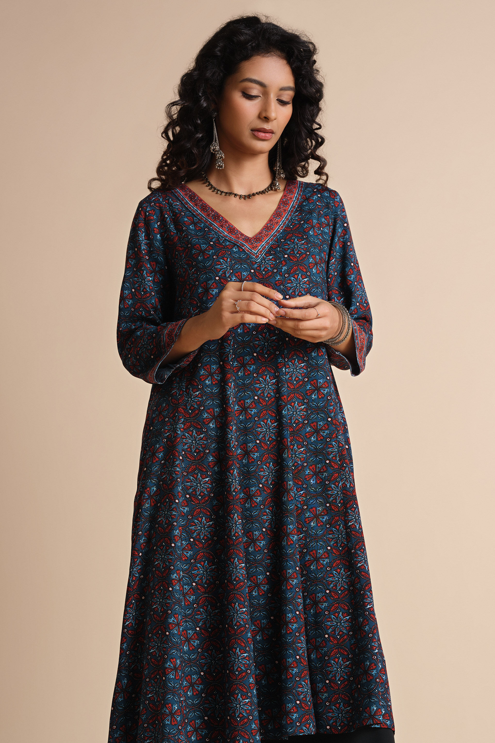 Neeli Nazakat Kurta, Indigo, image 3